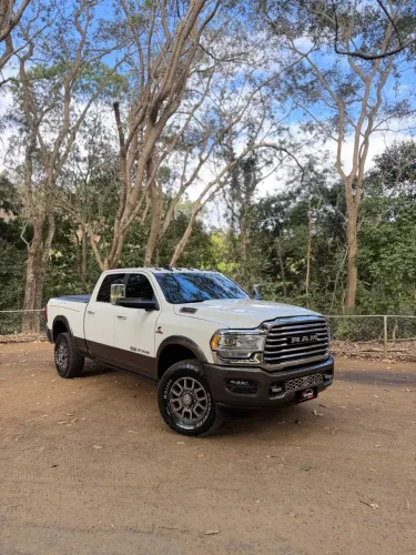 Ram 3500 Limited Longhorn 6.7 TB CD Diesel 2022