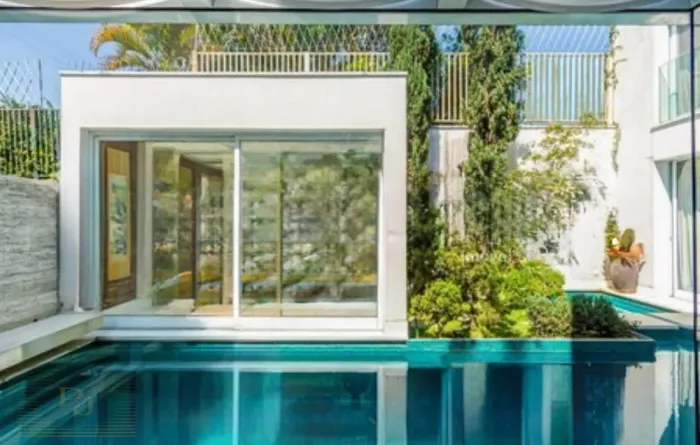 **Casa dos Sonhos à Venda em Condominio **