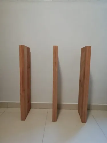 Vendo 03 Prateleiras de Madeira com Suporte Invisível