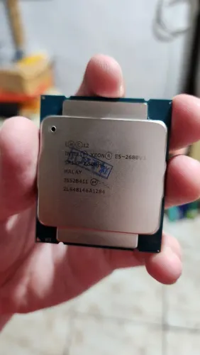 Processador Intel Xeon E5-2670 v3