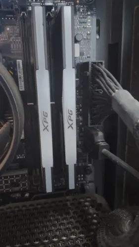 1x16Gb Ram XPG ddr5 6000mhz CL30 ainda na garantia