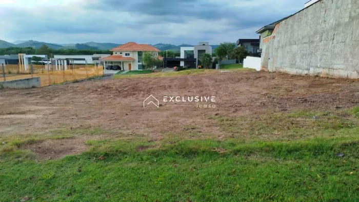 Terreno à venda, 600 m² - Colinas do Paratehy Norte - São José dos Campos/SP