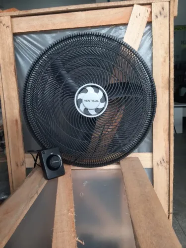 Ventilador Parede 50Cm Oscilante 127V - novos