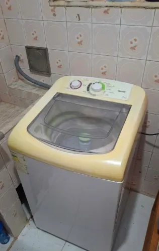 Máquina de Lavar Branca
