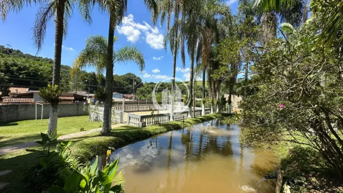 Chácara à venda - 2400 m² 2 dormit (1 suíte) - Bairro Mato Dentro, Jundiaí-SP