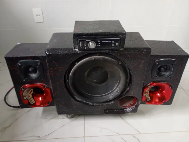 Vendo ou troco som por Xbox série s / PS4 / PS5