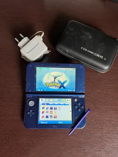 Nintendo New 3DS XL Desbloqueado + SD 128GB + Case + Carregador + Películas