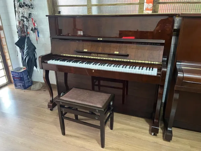 Piano Fritz Dobbert