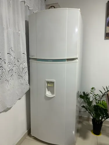 Geladeira Consul 480L