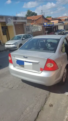Ford Focus Sedan 1.6/1.6 Flex 8v/16v 4P Mec. 2012