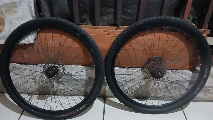 Pneus Completos aro 29