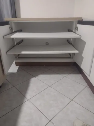 Vendo sapateira feita sob medida