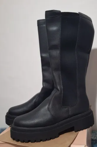 Bota Chelsea GiGiL Cano Longo Elástico Preta n° 37
