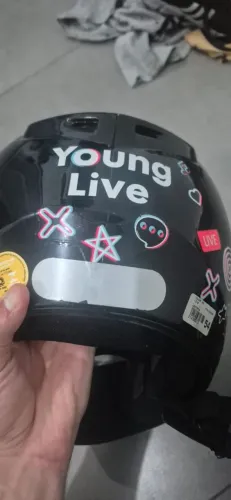 Capacete usado