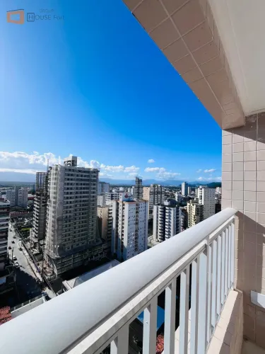 Apartamento em Vila Guilhermina - Praia Grande, SP
