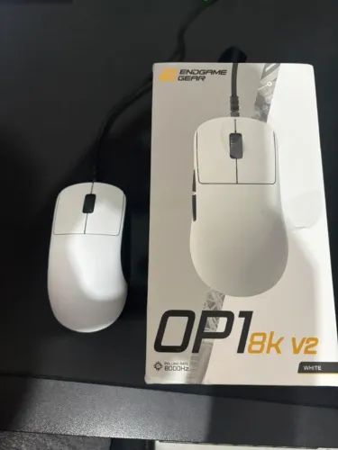 Mouse Gamer Endgame Gear OP1 8K V2 (Com Fio) - Sensor PAW3950 / 8000Hz