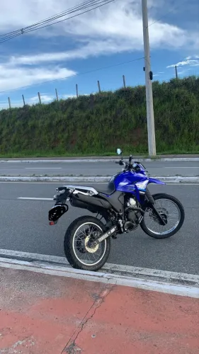 Vendo Lander impecável