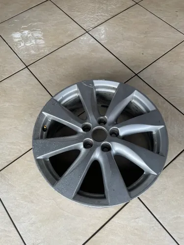 RODA MITSUBISHI LANCER ARO 18