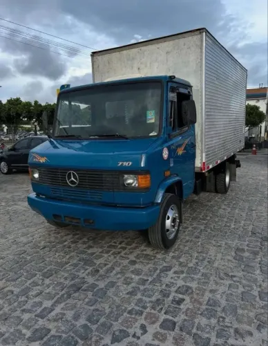 Fretes caminhão baú disponível urgente 24 horas