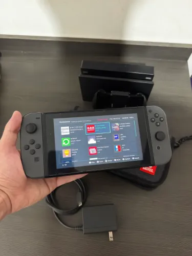 Nintendo Switch V1 DESBLOQUEADO VIA SOFTWARE COMPLETO + CASE + 64gb 