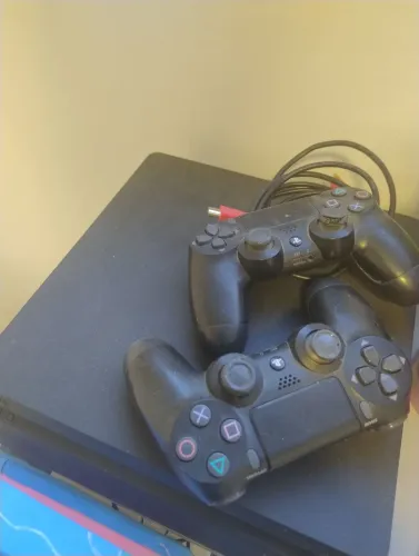 PS4 1T funcionando