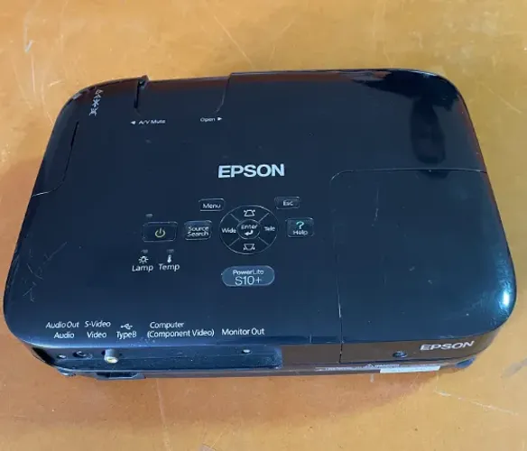 Projetor Epson Powerlite S10+