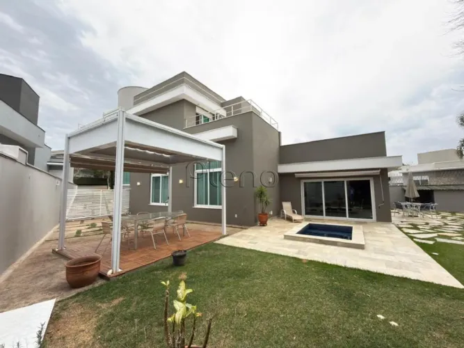 Casa à Venda no Condomínio Residencial Jardim Fiorella em Valinhos, no bairro Jardim Loren