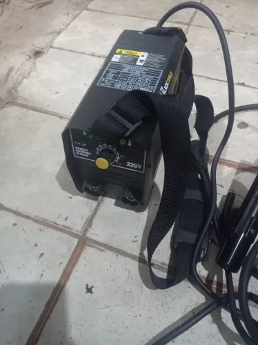 Vendo máquina de solda 