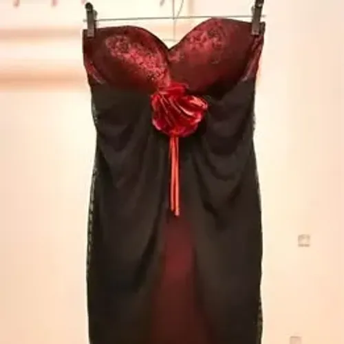 Vestido Curto de Festa
