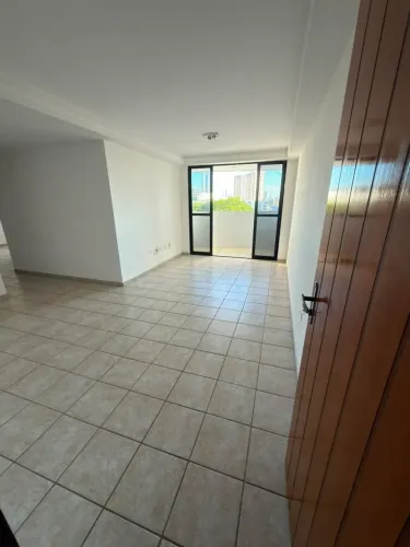 Imóvel para aluguel possui 77 metros quadrados com 3 quartos em Aeroclube - João Pessoa -