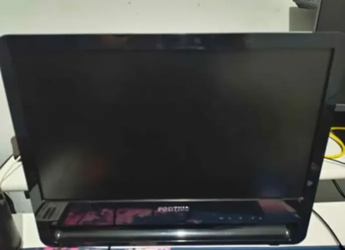 Monitor 18,5 positivos VGA