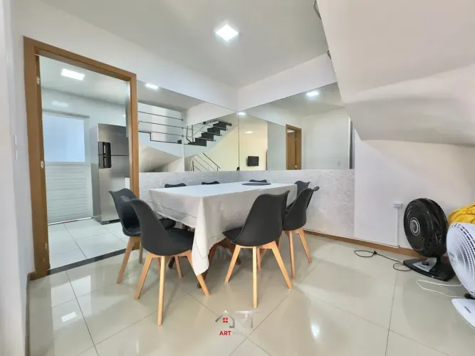 Casa em condomínio fechado  com 3 quartos suite 2 vagas em Praia da Costa - Vila Velha - E