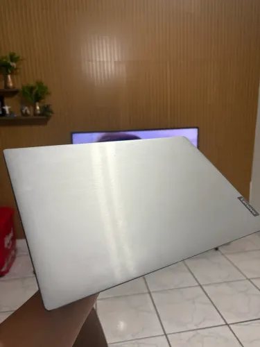 Notebook Lenovo IdeaPad S145 i3 8ª Geração 15,6? + Carregador
