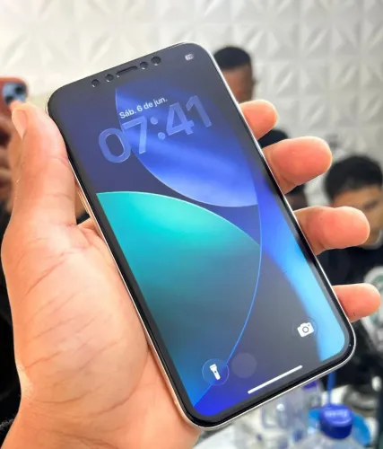 iPhone 11 branco 64GB IMPECÁVEL