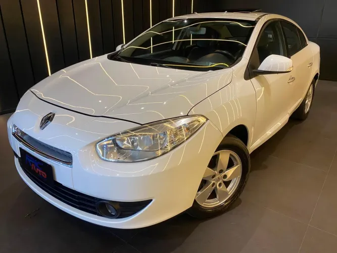 Renault Fluence Sed. Dynamique 2.0 16V Flex Aut. 2013