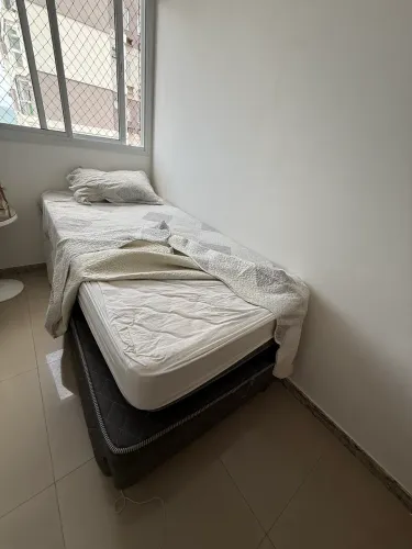 Cama solteiro base e colchão