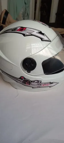 Capacete