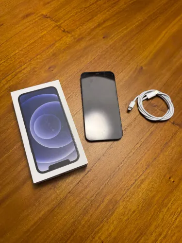 iPhone 12 256GB Preto