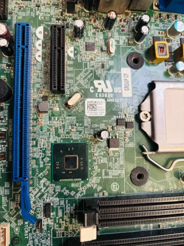 Placa mãe Dell 9020 com defeito