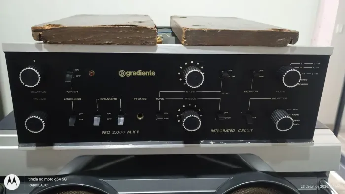 Raro amplificador Gradiente pró 2000