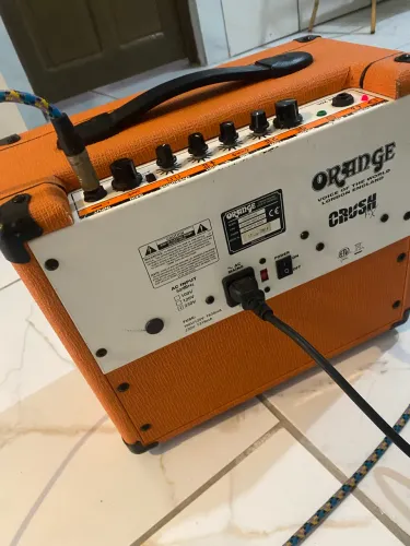 CUBO ORANGE CRUSH 20L/ INSTRUMENTO MUSICAL