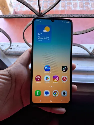 VENDO GALAXY A07 250 REAIS