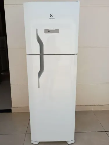 Geladeira Electrolux Frost Free 371 litros