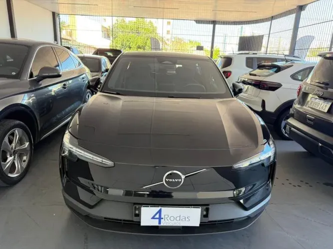 Volvo EX30 E40 Core (elétrico) 2024