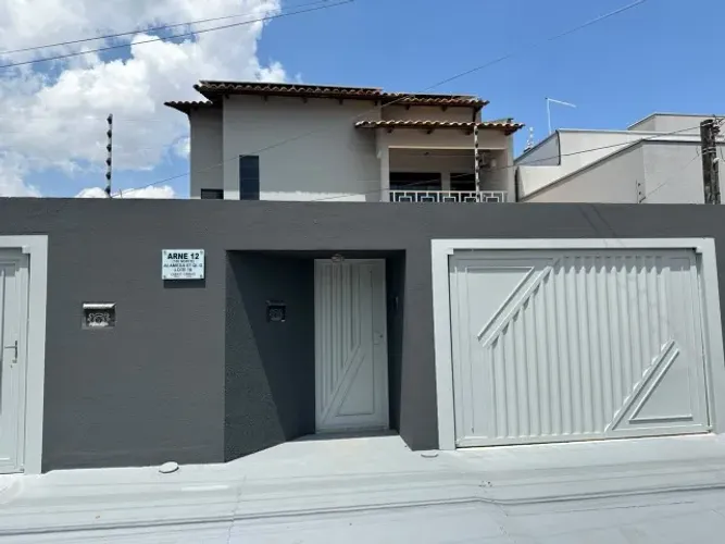 Sobrado para aluguel na 106 norte