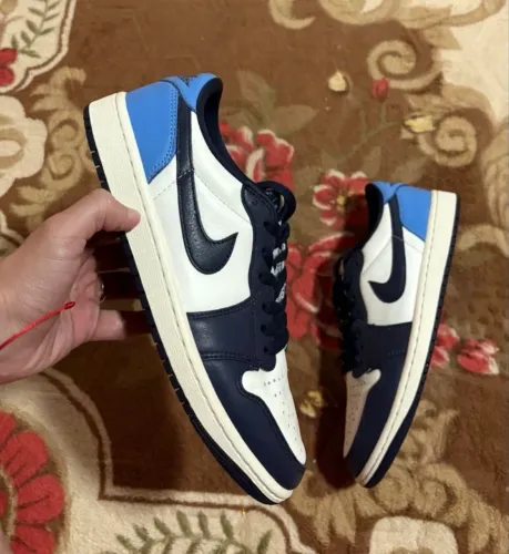 Air jordan 1 low obsidian unc