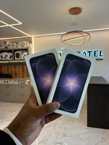 iPhone 17e 256GB Preto Lacrado - Loja Física 