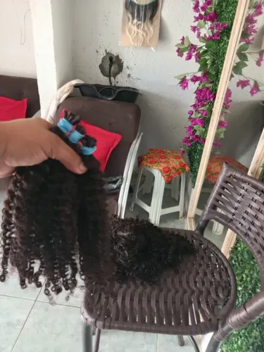 Cabelo humano cacheado pra vender já com aplicação 550