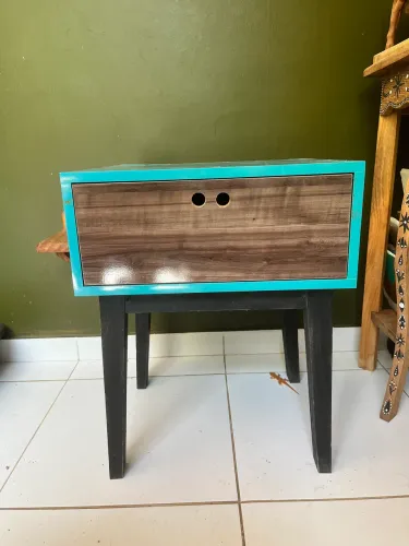 Mesa de cabeceira