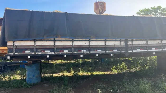 2 carrocerias para caminhão